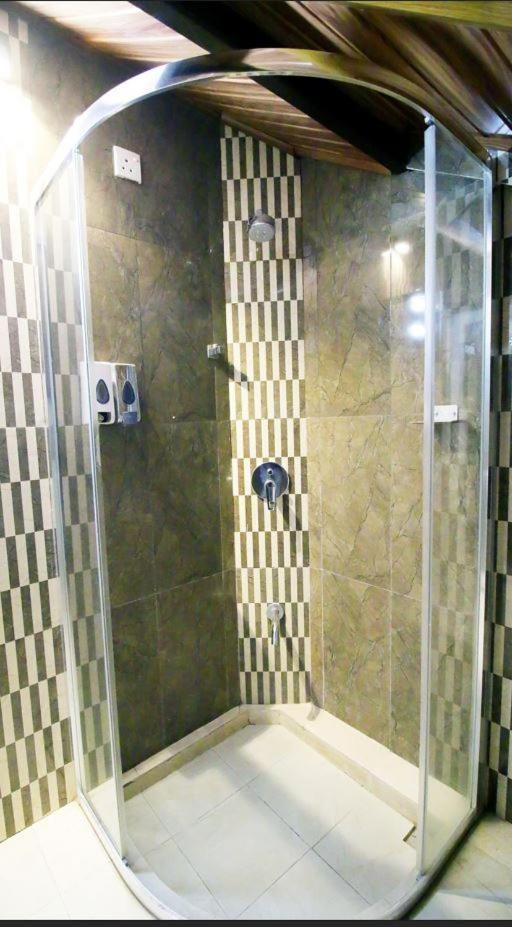 Windsor Residence 努沃勒埃利耶 外观 照片